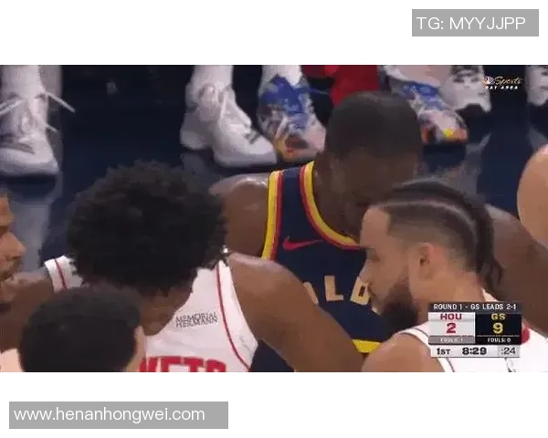 2015年NBA季后赛勇士与火箭第四场激战回顾及精彩瞬间分析